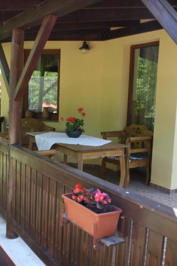 Harmonia Apartmanhaz Hajdúszoboszló Exterior foto