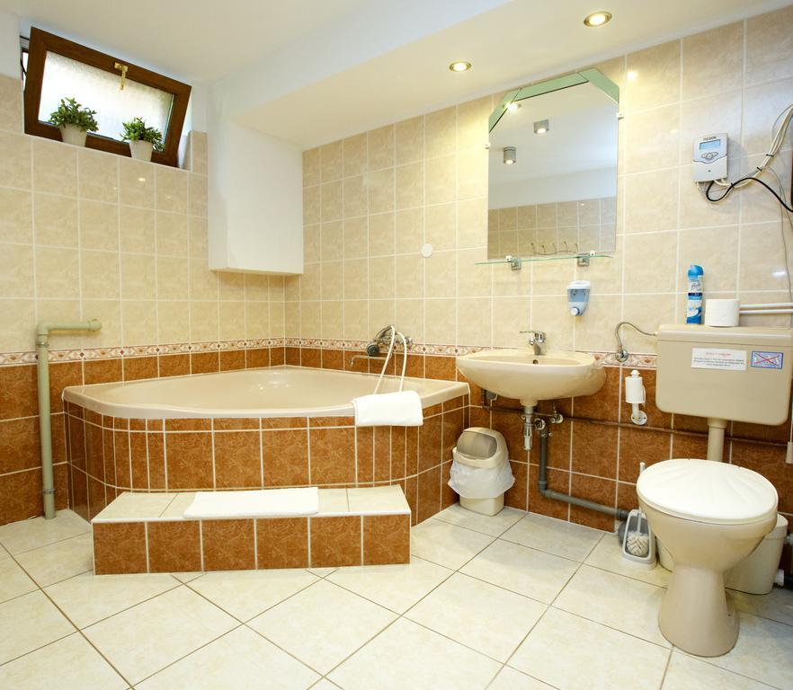 Harmonia Apartmanhaz Hajdúszoboszló Exterior foto